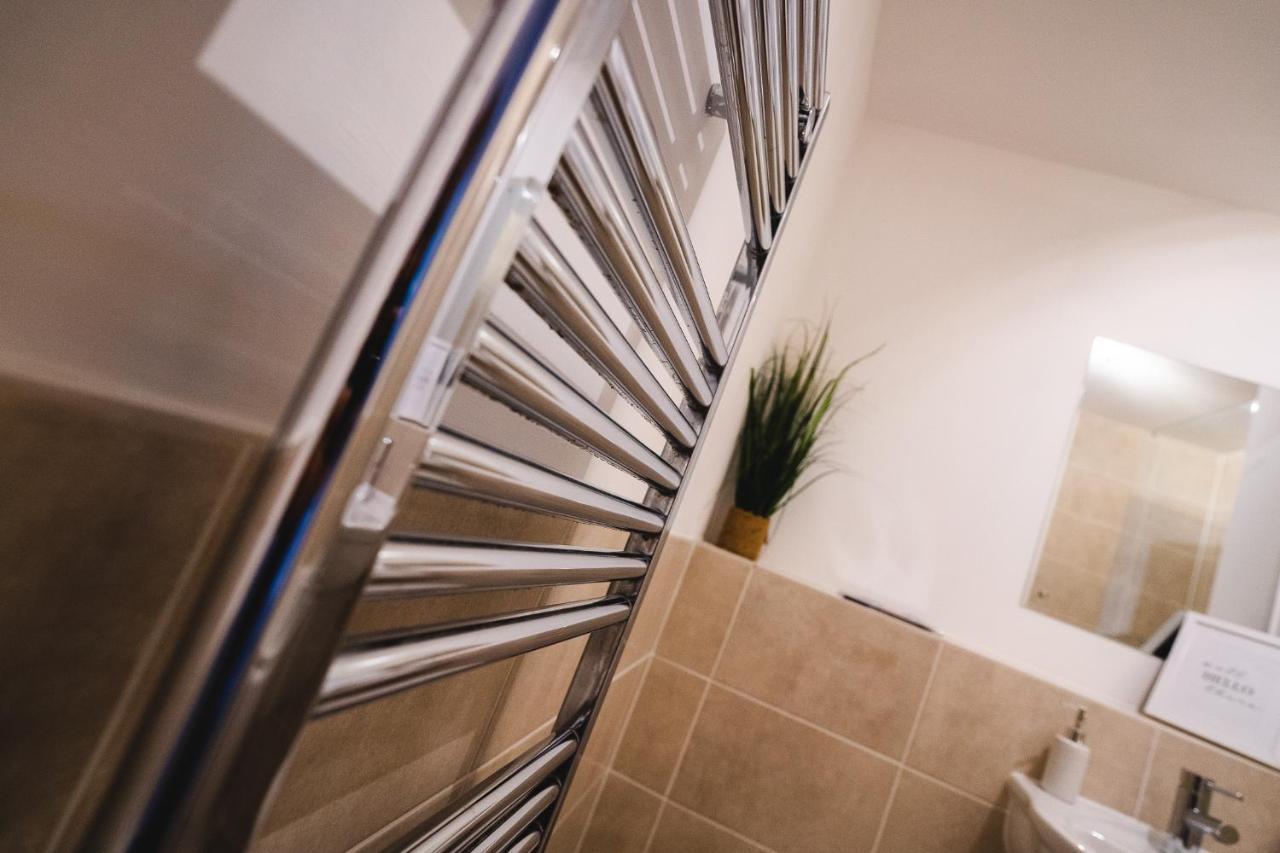 City Centre 2-Bed - New - Free Wi-Fi - Central Manchester Eksteriør billede